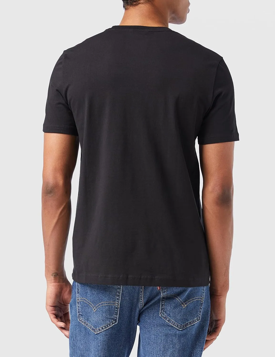 Nautica Men's Solid Crew Neck Short-Sleeve Pocket T-Shirt